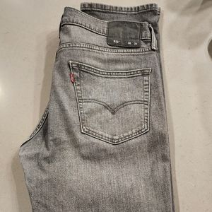 Dark Gray Levi's 511 36x32